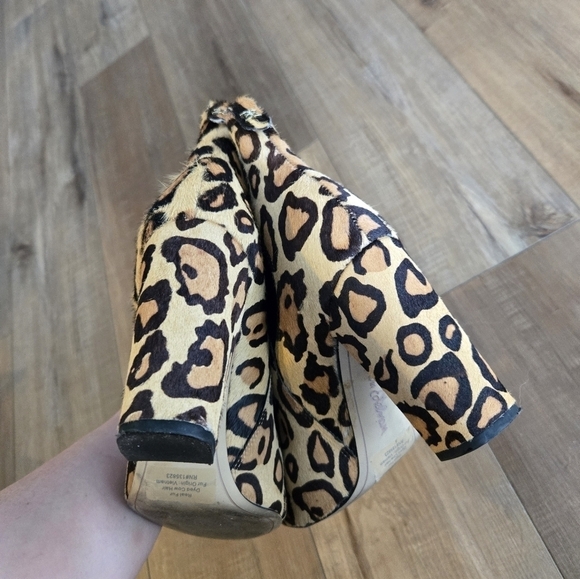 Sam Edelman Womens Case Leopard Animal Print Calf Hair Chelsea Ankle Boo… - Picture 13 of 14